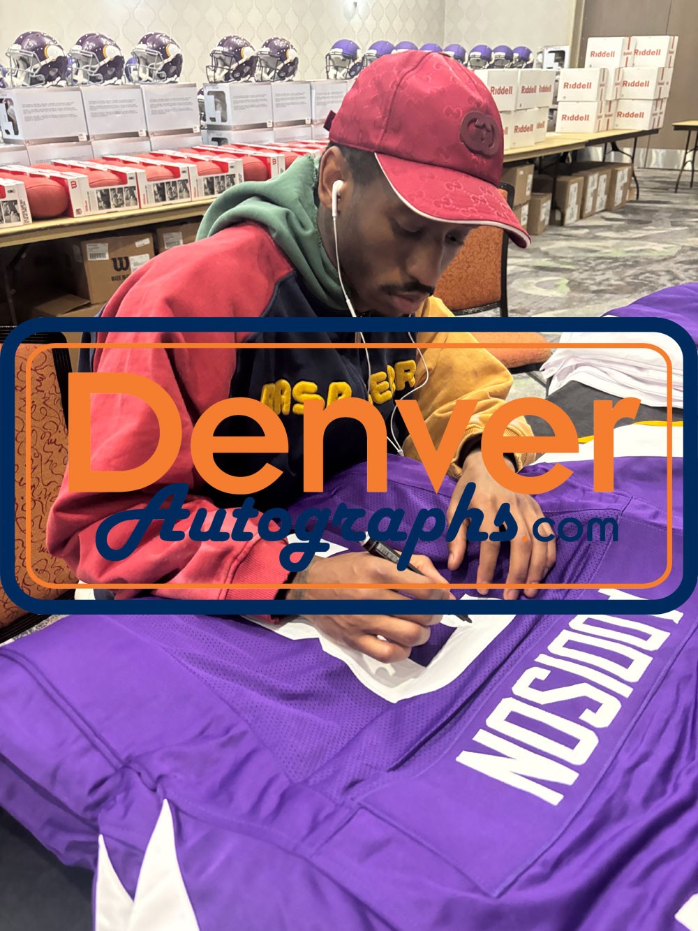 Jordan Addison Autographed Pro Style Purple Jersey (Beckett COA)