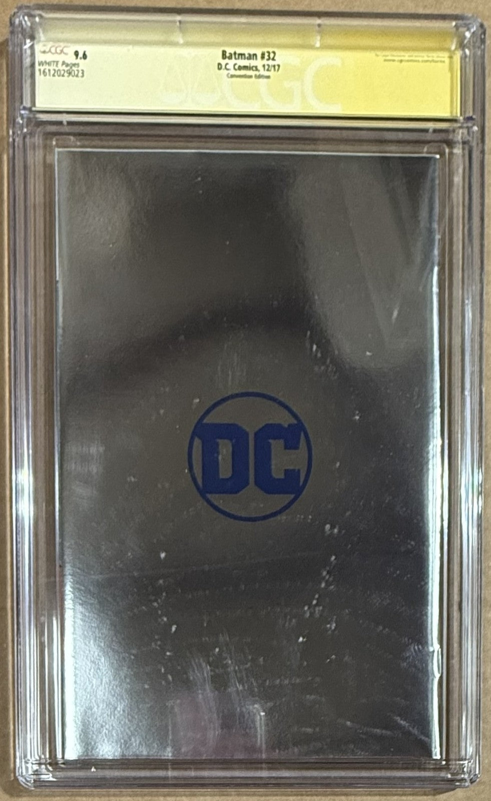Ben Affleck Signed Batman #32 NYCC Foil Variant Comic CGC 9.6