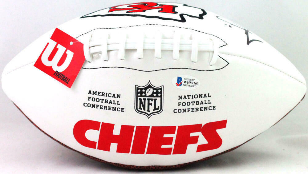 Tyreek Hill Kansas City Chiefs Signed Kansas City Chiefs Logo Football *Black (BAS COA)