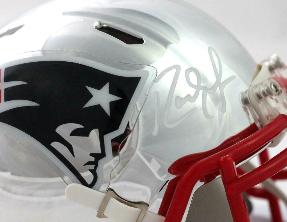 Randy Moss New England Patriots Signed New England Patriots Chrome Speed Mini Helmet (BAS COA)