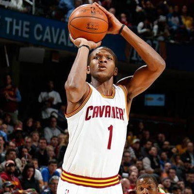 JAMES JONES TO RETIRE, JOIN SUNS FRONT OFFICE