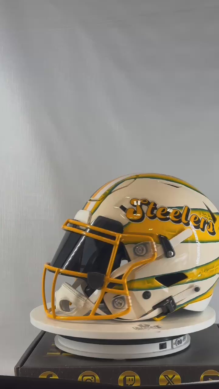 2 Minute Warning Football Mixer Live Break Series – Ultimate Autographs