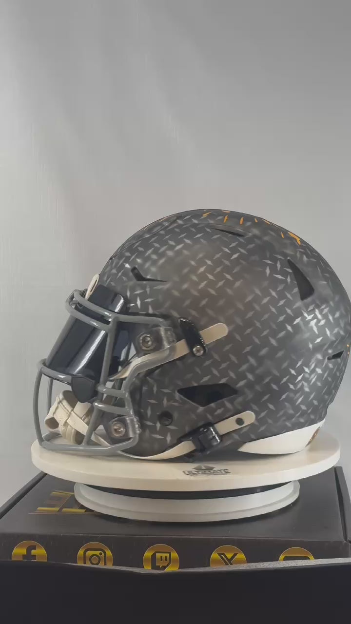 Flea Flicker Vault Full Size NFL Helmet Live Break Series