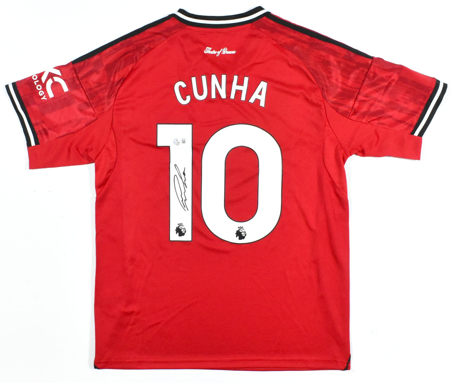 Matheus Cunha Autographed Manchester United Home Soccer Jersey