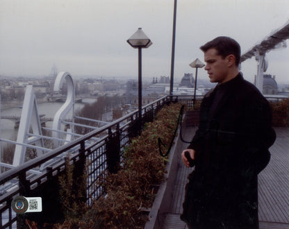 Matt Damon Signed The Bourne Identity 8x10 Photo Beckett BAS