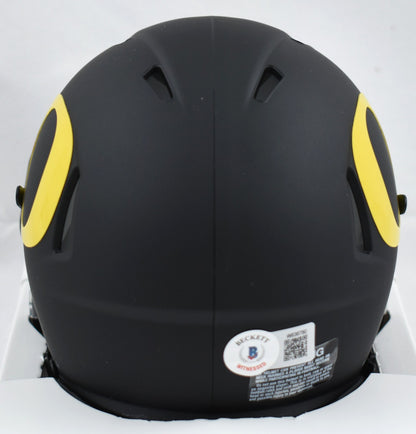 Tez Johnson Autographed Oregon Ducks Black Speed Mini Helmet