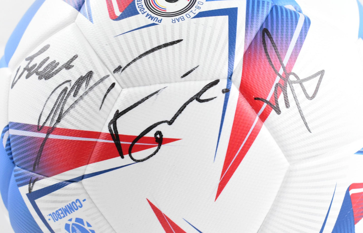 Marquinhos, Pepe, Paqueta, Martinelli, Ederson, Magalhaes Signed Soccer Ball