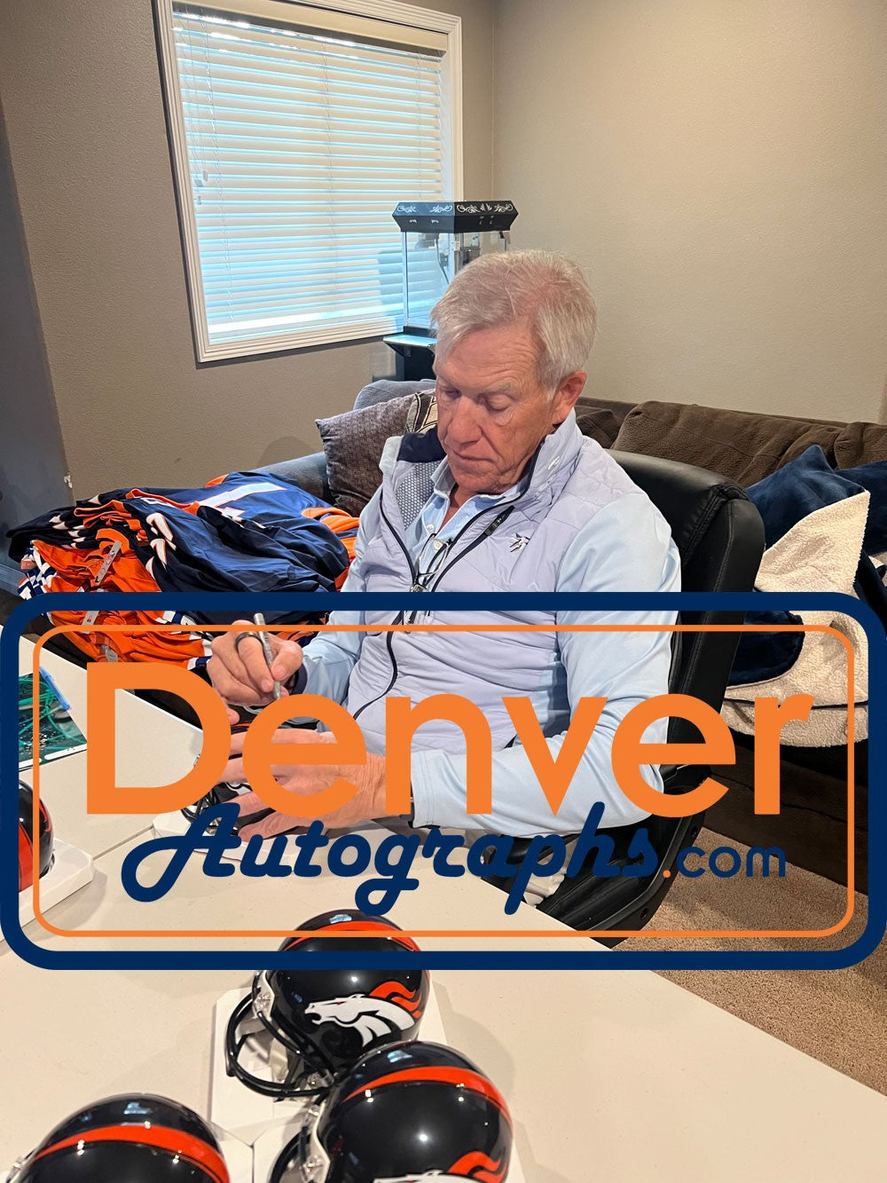 John Elway Denver Broncos Signed VSR4 Throwback 1997-2023 Mini Helmet