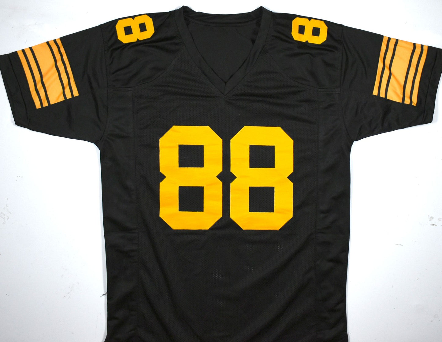Pat Freiermuth Autographed Black and Yellow Custom Jersey