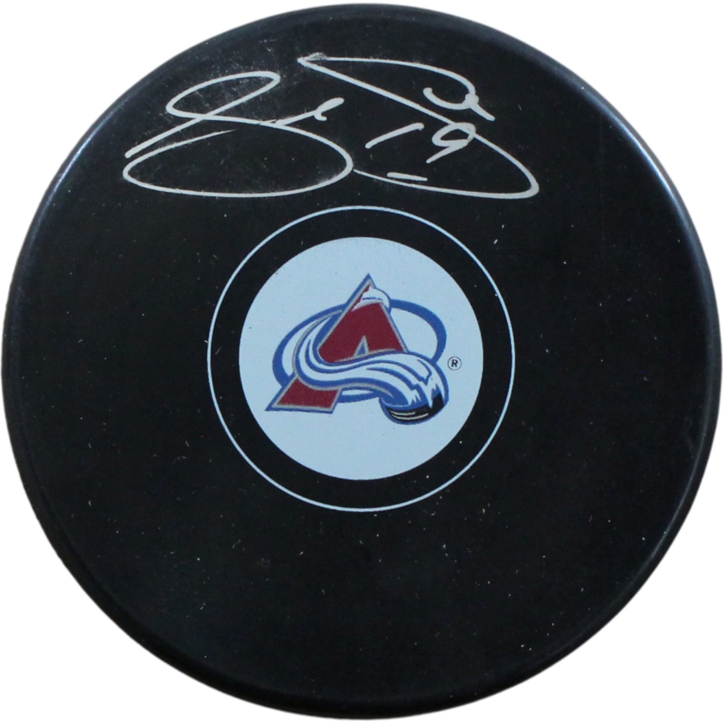 Joe Sakic Signed Colorado Avalanche Logo Puck (Beckett)