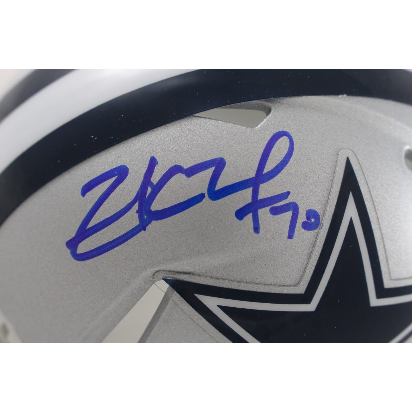 Zack Martin Signed Dallas Cowboys Mini Helmet (Beckett COA)