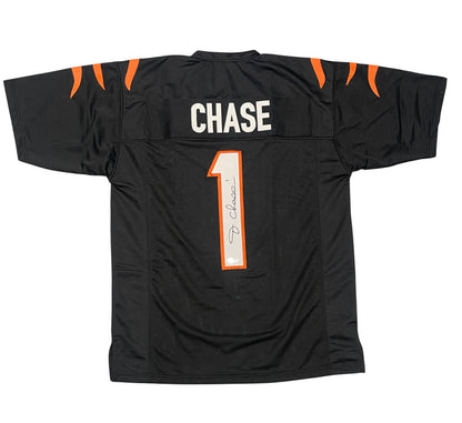 Ja'Marr Chase Signed Cincinnati Bengals Custom Black Jersey (Beckett COA)