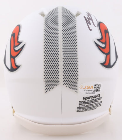 Willis McGahee Autographed Denver Broncos Mini Helmet