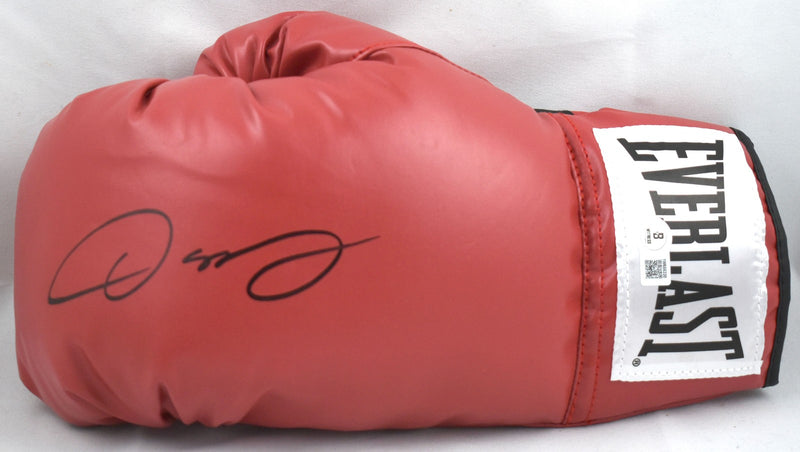 Oscar De La Hoya Autographed Everlast Boxing Glove