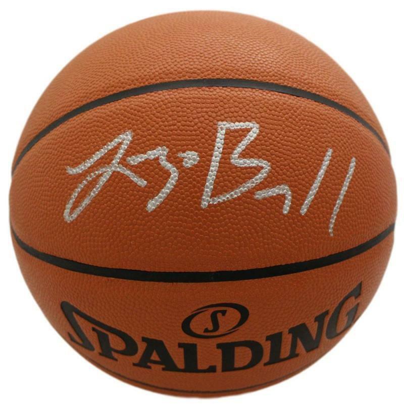 Lonzo Ball Autographed Chicago Bulls Spalding Basketball (BAS)