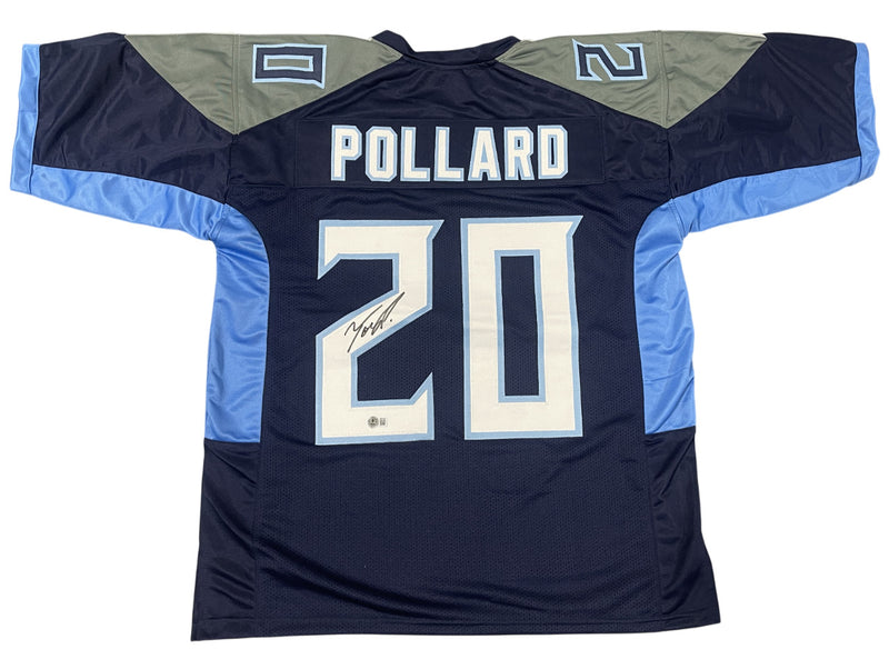 Tony Pollard Autographed Tennessee Titans Custom Jersey (Beckett)