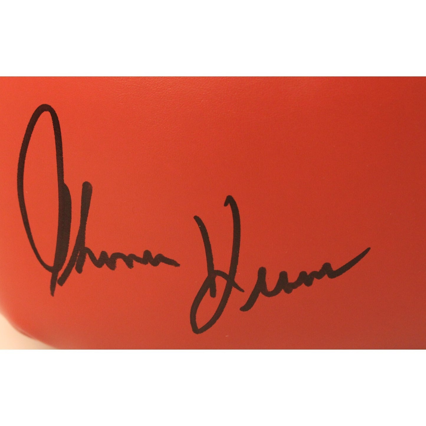 Tommy Hearns Signed Red Everlast Boxing Glove