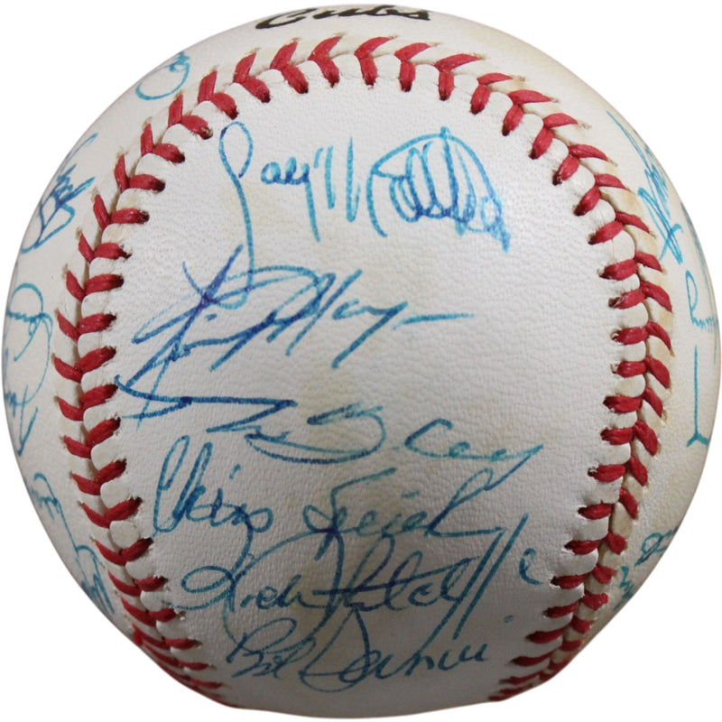 Ryne Sandberg & Dennis Eckersley 1986 Chicago Cubs Team Signed Baseball