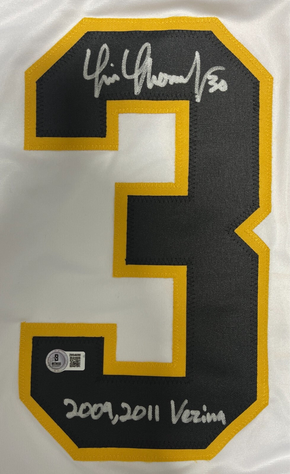Tim Thomas Signed Boston Bruins Custom Jersey w/ 09 11 Vezina Beckett COA