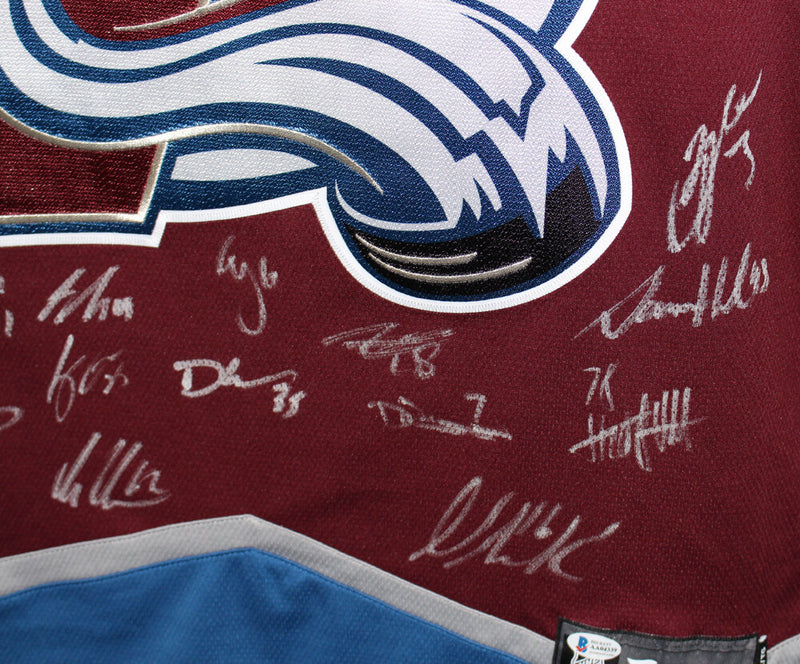 Colorado Avalanche Team Signed 2022 Stanley Cup Fanatics Jersey (20 Sigs)