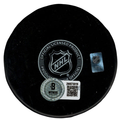 Doug Gilmour Signed Toronto Maple Leafs Puck with HOF 11 Inscription