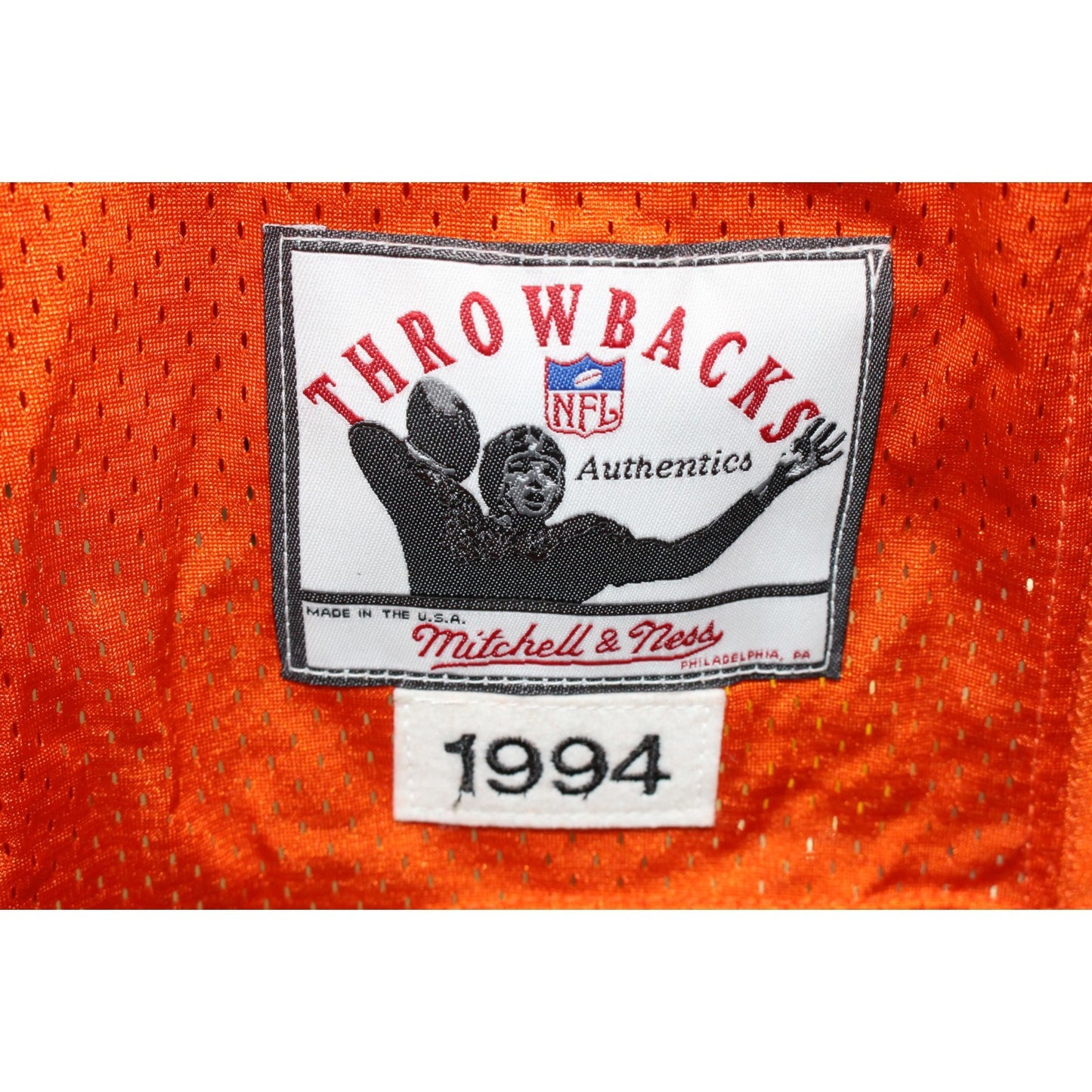 John Elway Signed Denver Broncos Mitchell & Ness Throwback Jersey