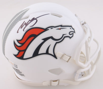 Willis McGahee Autographed Denver Broncos Mini Helmet