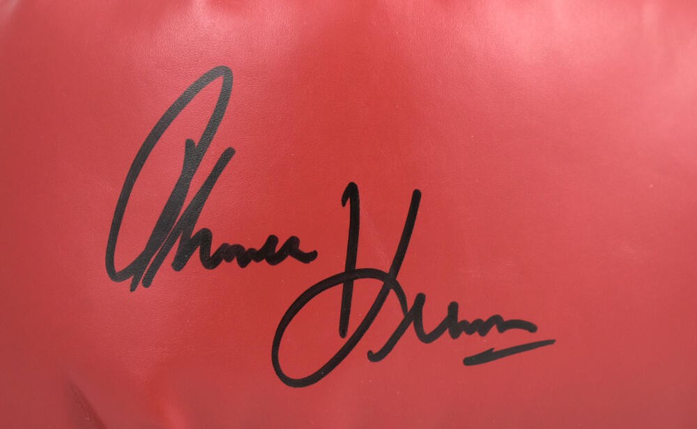 Tommy Hearns Signed Red Everlast Boxing Glove