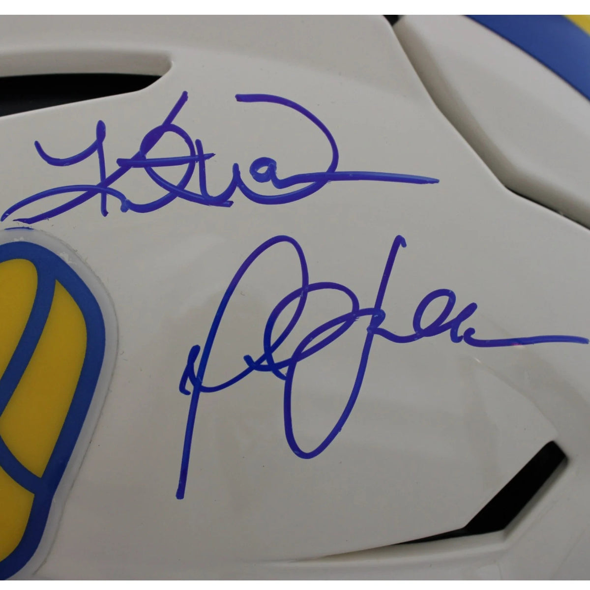 Kurt Warner, Torry Holt, Marshall Faulk, & Isaac Bruce Signed Rams Retro Helmet