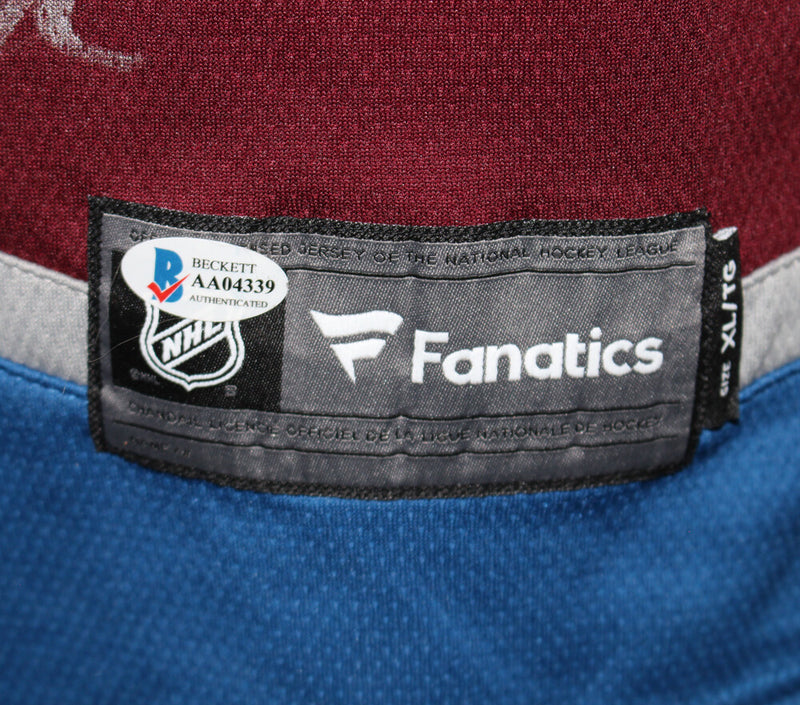 Colorado Avalanche Team Signed 2022 Stanley Cup Fanatics Jersey (20 Sigs)