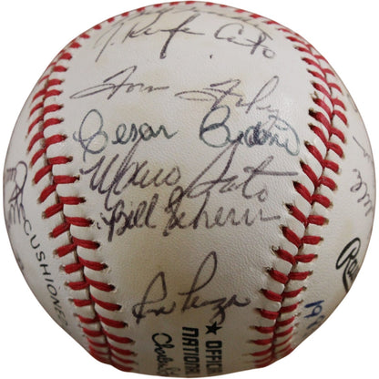 Cincinnati Reds 1983 Team Signed Baseball - Johnny Bench & 23 Others (Beckett)