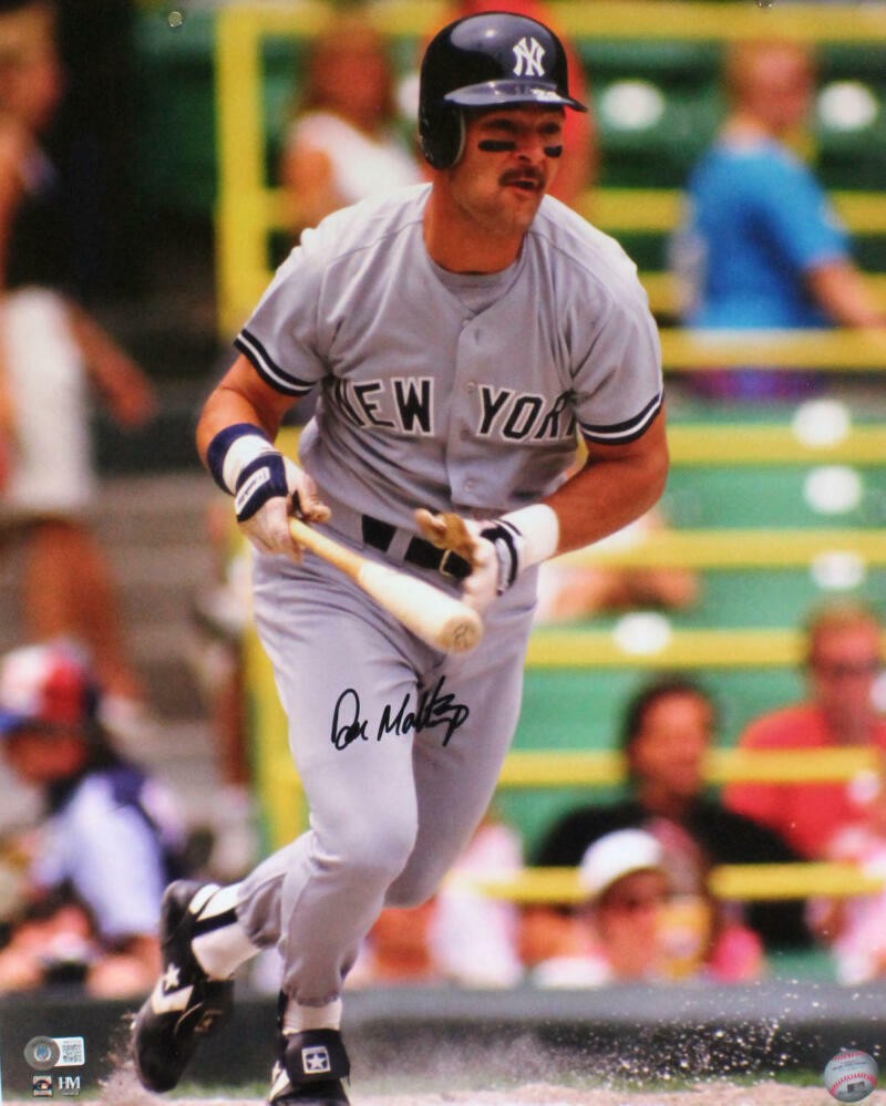Don Mattingly Signed New York Yankees 16x20 Photo