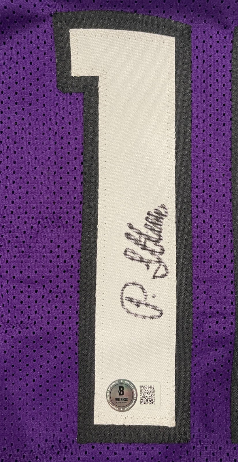 Peja Stojakovic Signed Sacramento Kings Custom Basketball Jersey (Beckett)