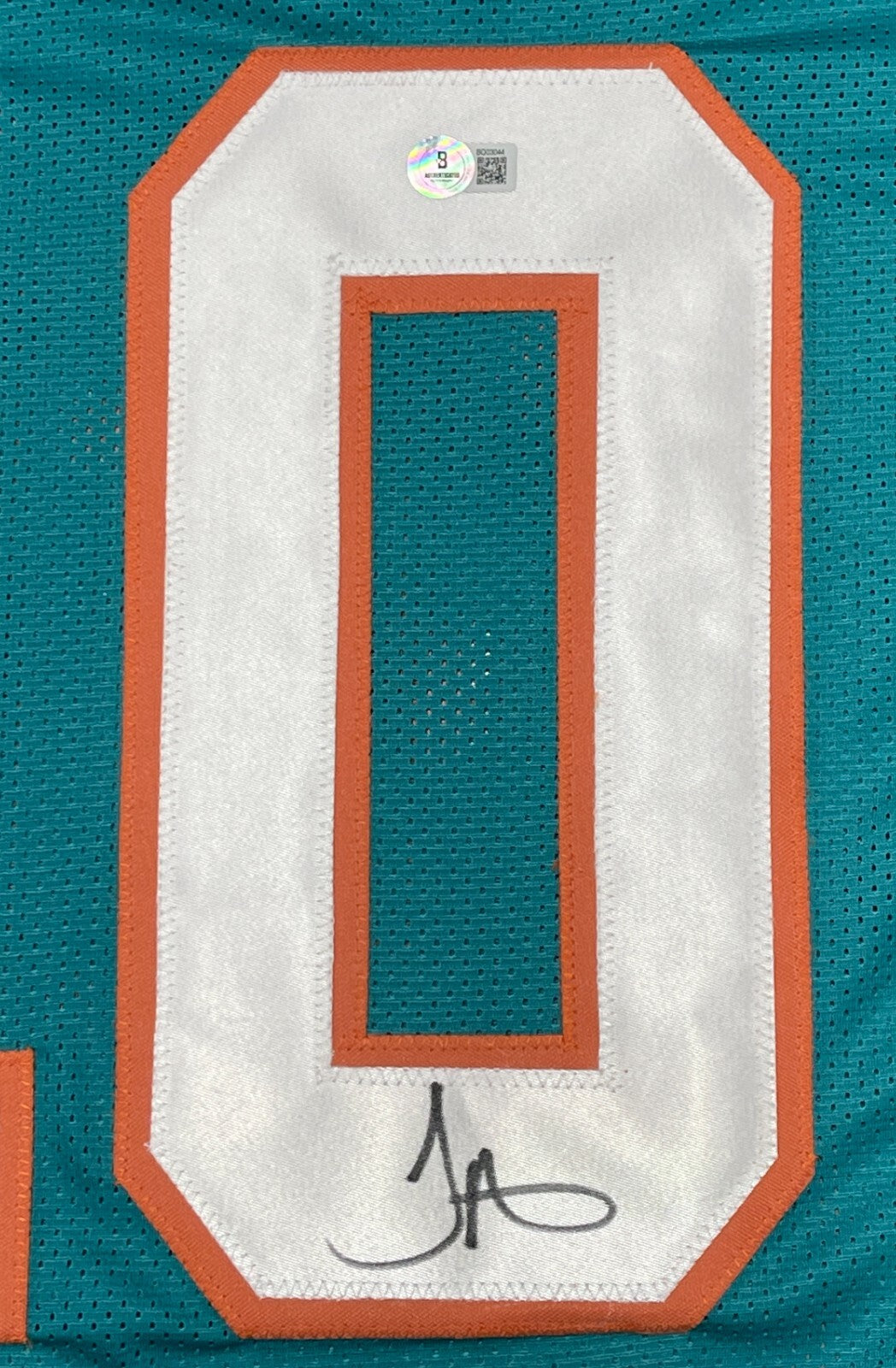 Tyreek Hill Signed Miami Dolphins Custom Throwback Jersey Beckett COA