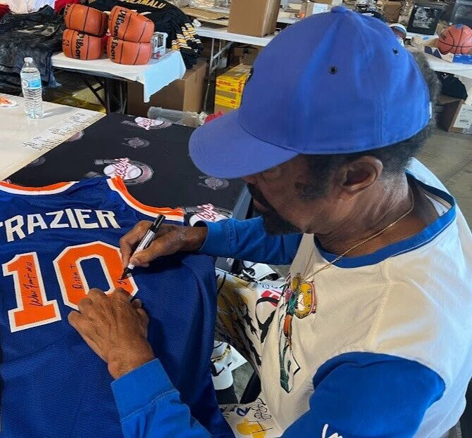 Walt Frazier Signed New York Knicks Custom Jersey "Dishin Swishin" BAS
