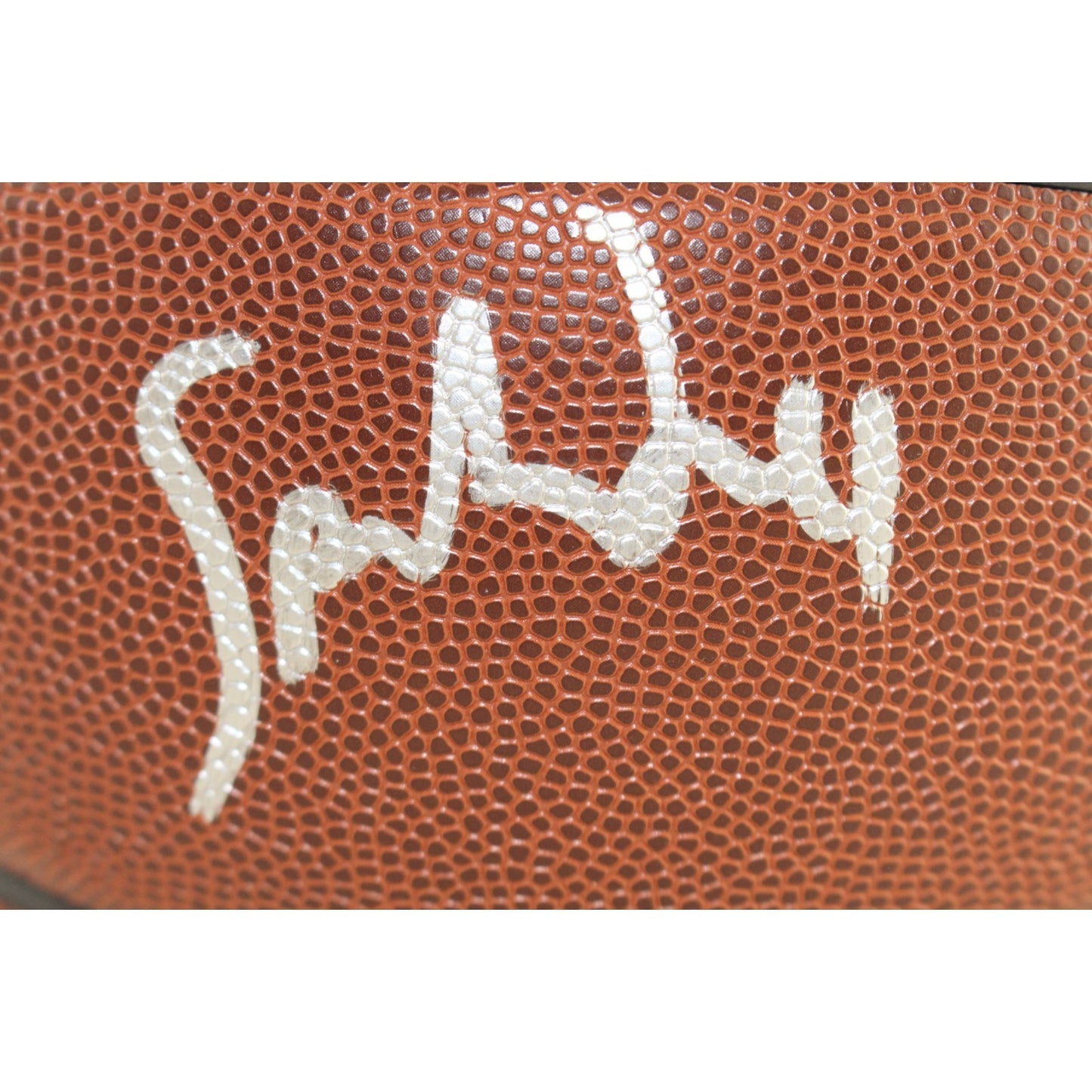 Spike Lee Autographed New York Knicks Logo Basketball (Beckett Witnessed)