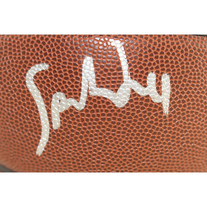 Spike Lee Autographed New York Knicks Logo Basketball (Beckett Witnessed)