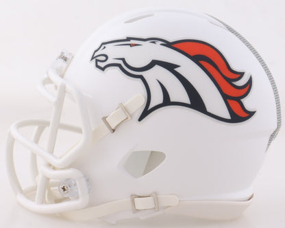 Willis McGahee Autographed Denver Broncos Mini Helmet