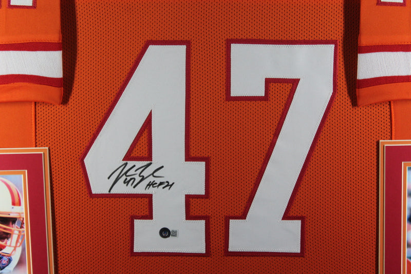 John Lynch Signed Framed Tampa Bay Buccaneers Orange Jersey (BAS)