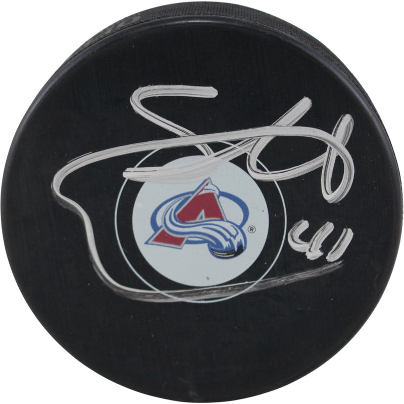 Scott Wedgewood Autographed Colorado Avalanche Logo Puck (Beckett)