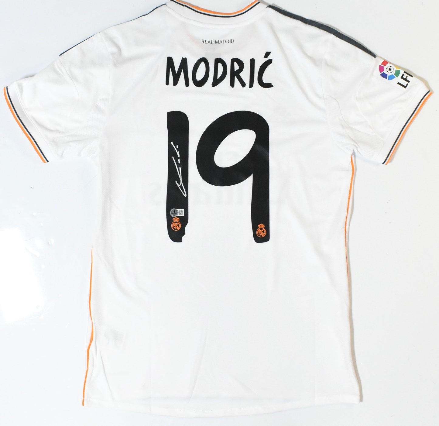 Luka Modric Autographed Real Madrid CF Home Jersey