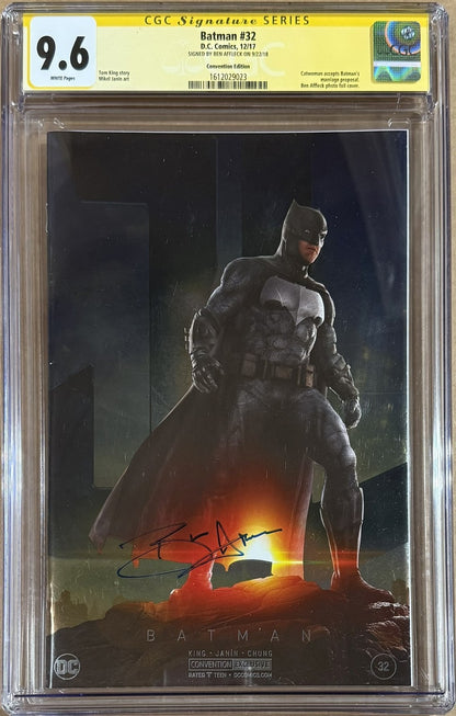 Ben Affleck Signed Batman #32 NYCC Foil Variant Comic CGC 9.6