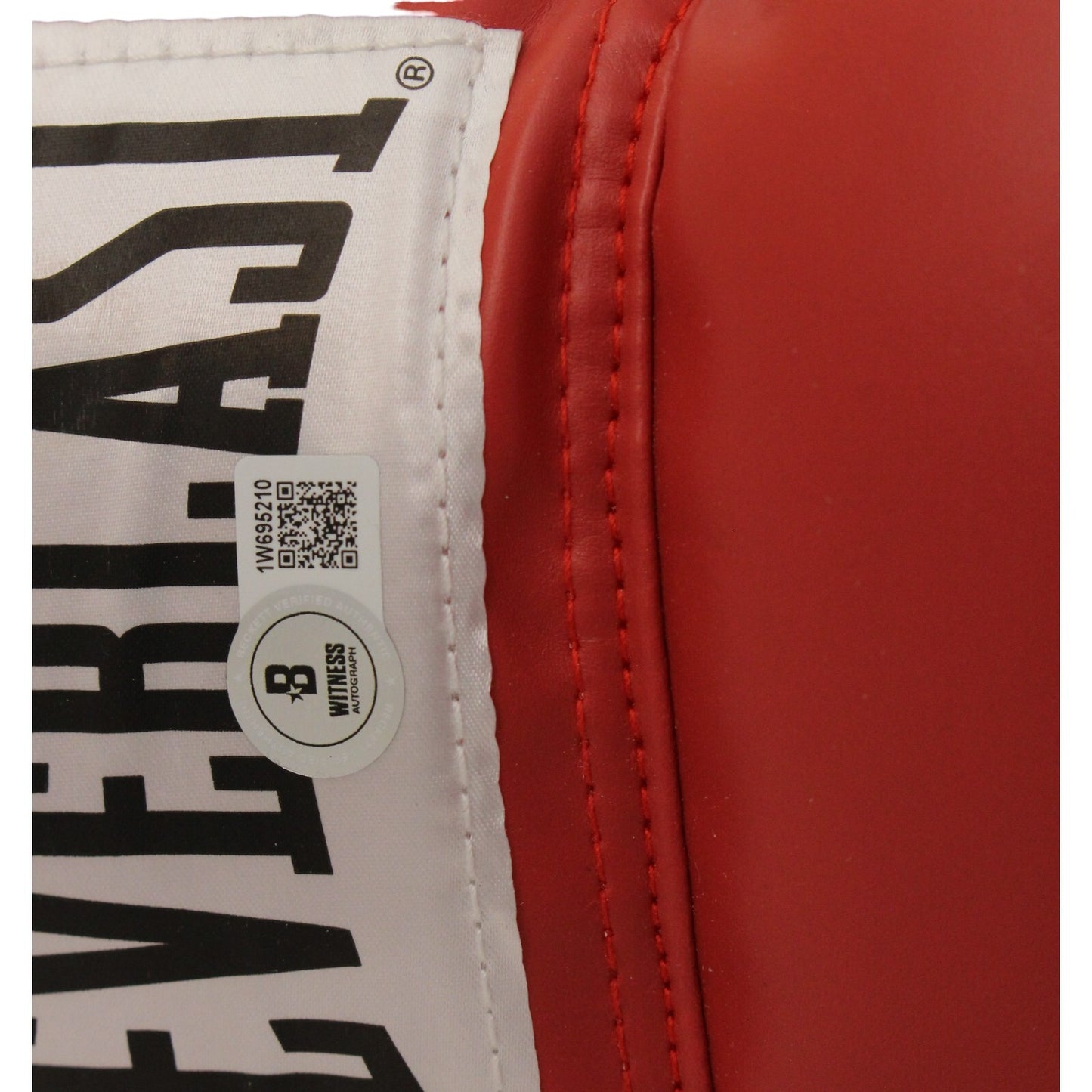 Roberto Duran Autographed Red Everlast Boxing Glove (BAS COA)