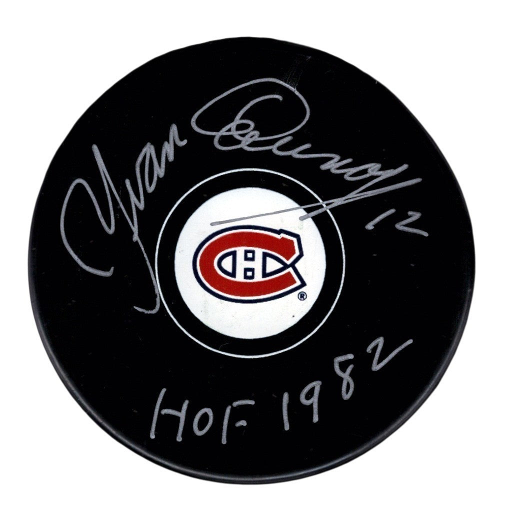 Yvan Cournoyer Signed Montreal Canadiens Hockey Puck (HOF 82)