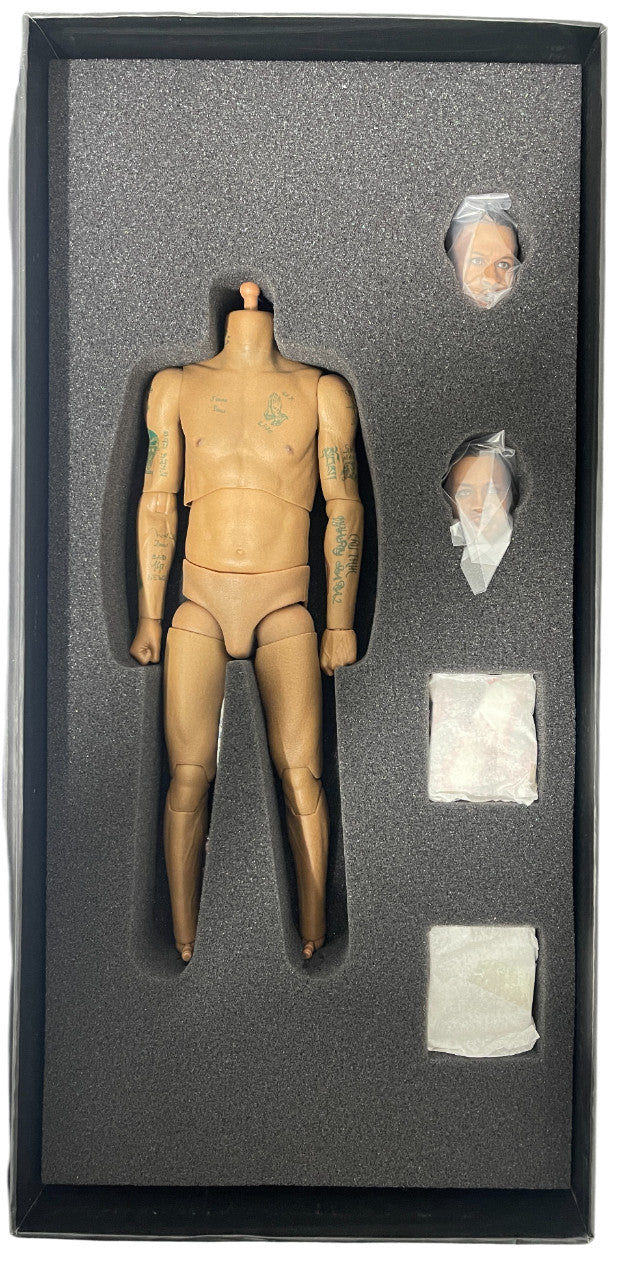 Allen Iverson Signed Philadelphia 76ers Enterbay 1/6 Scale Figurine #/30
