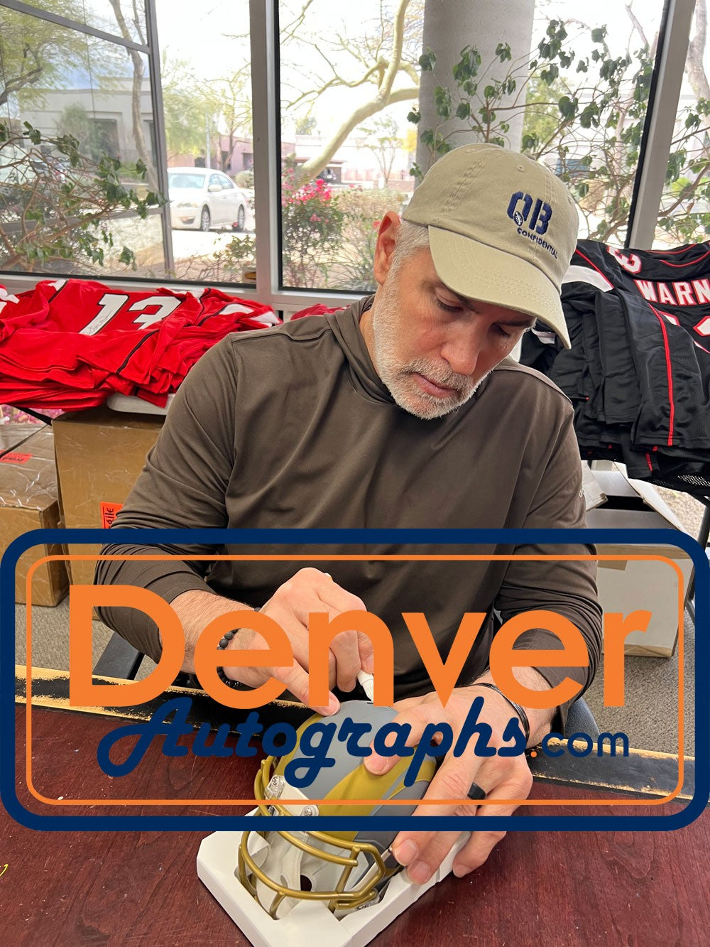 Kurt Warner Autographed Los Angeles Rams Slate Mini Helmet