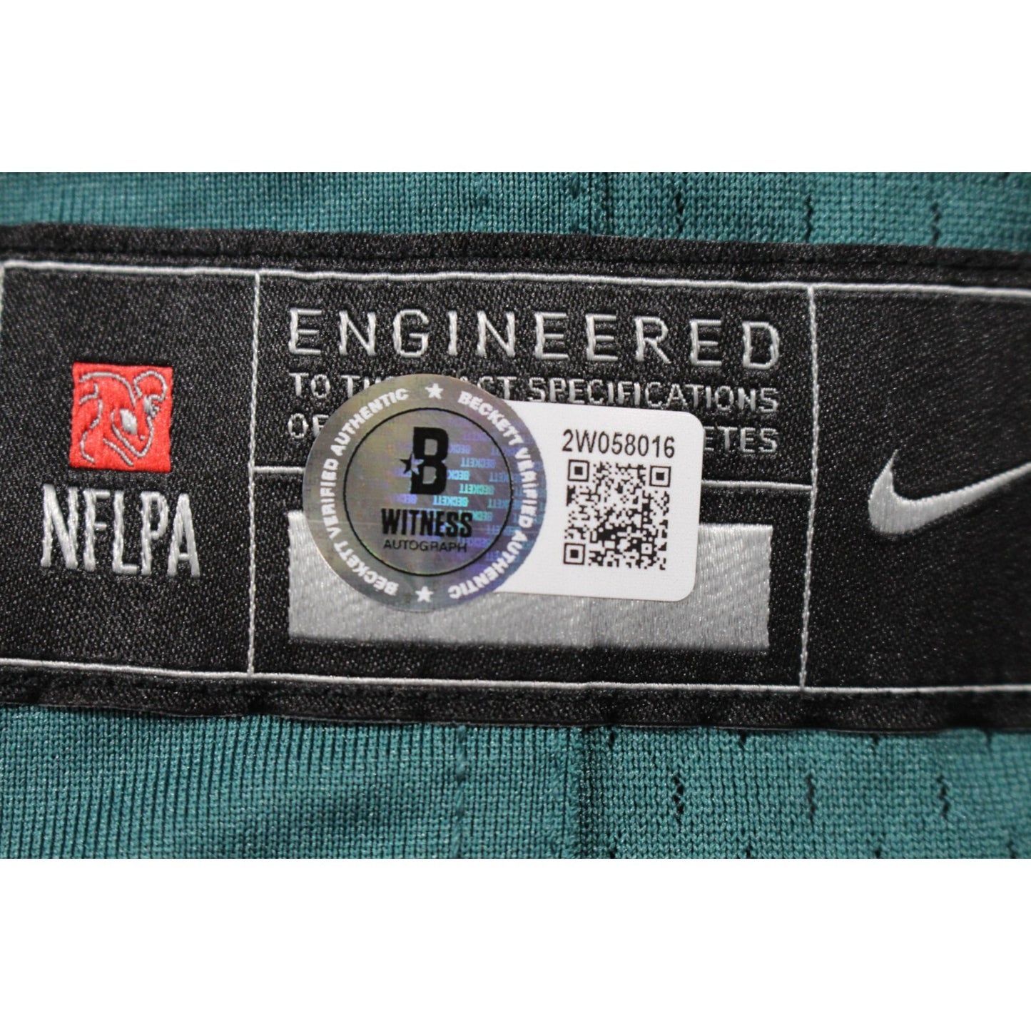 AJ Brown Philadelphia Eagles Autographed Nike Jersey (Beckett COA)