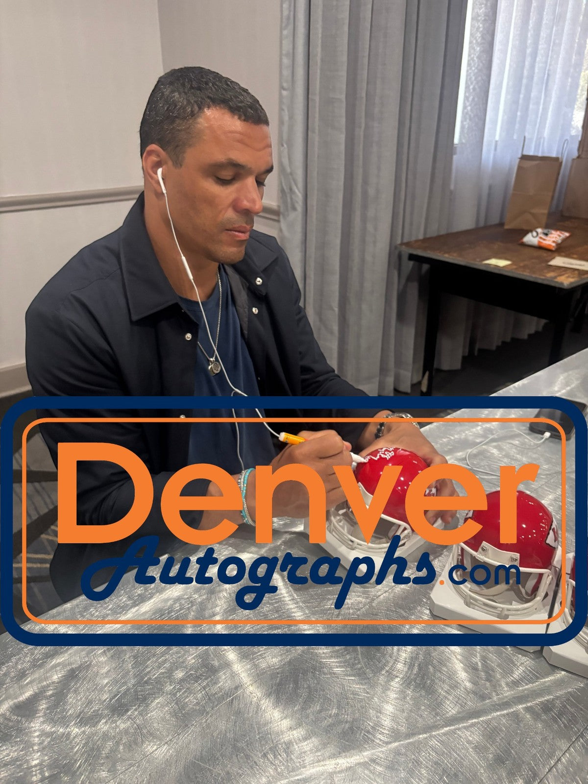Tony Gonzalez Signed Kansas City Chiefs VSR4 Mini Helmet - HOF Inscribed