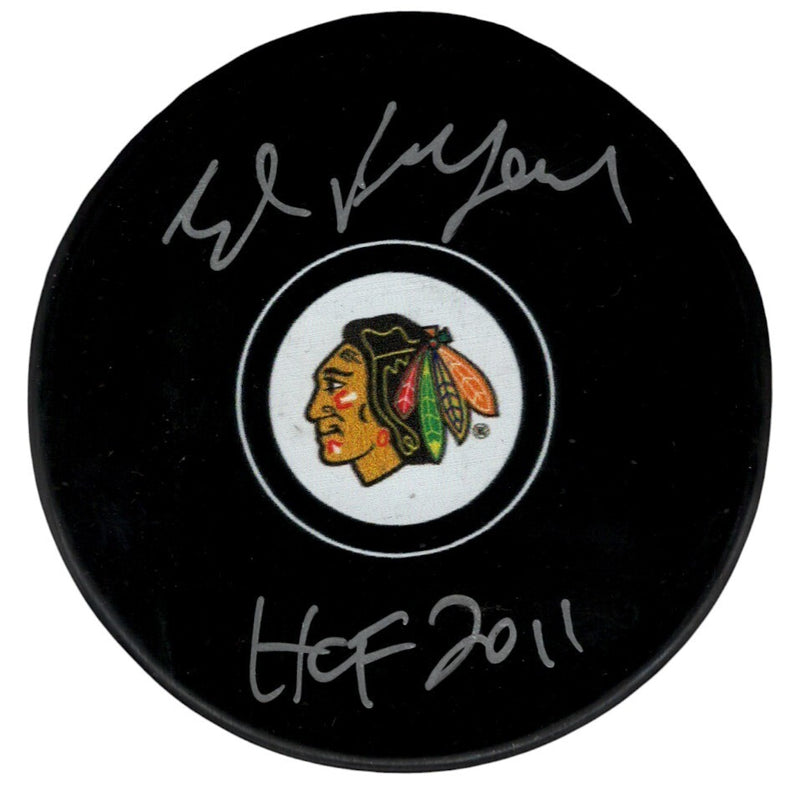 Ed Belfour Signed Chicago Blackhawks Logo Puck HOF 2011 Beckett Witnessed