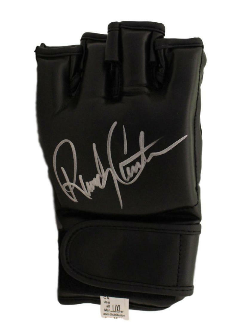 Randy Couture Signed UFC Black MMA Glove (Beckett BAS)